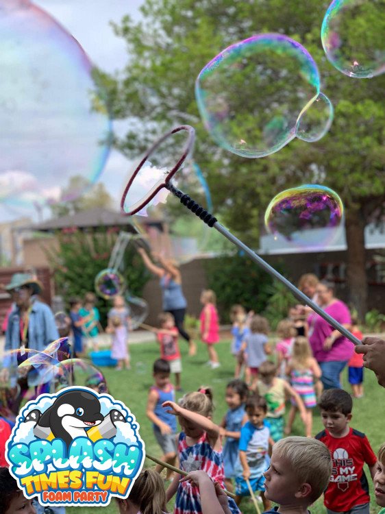 Large Foam Bubbles Event